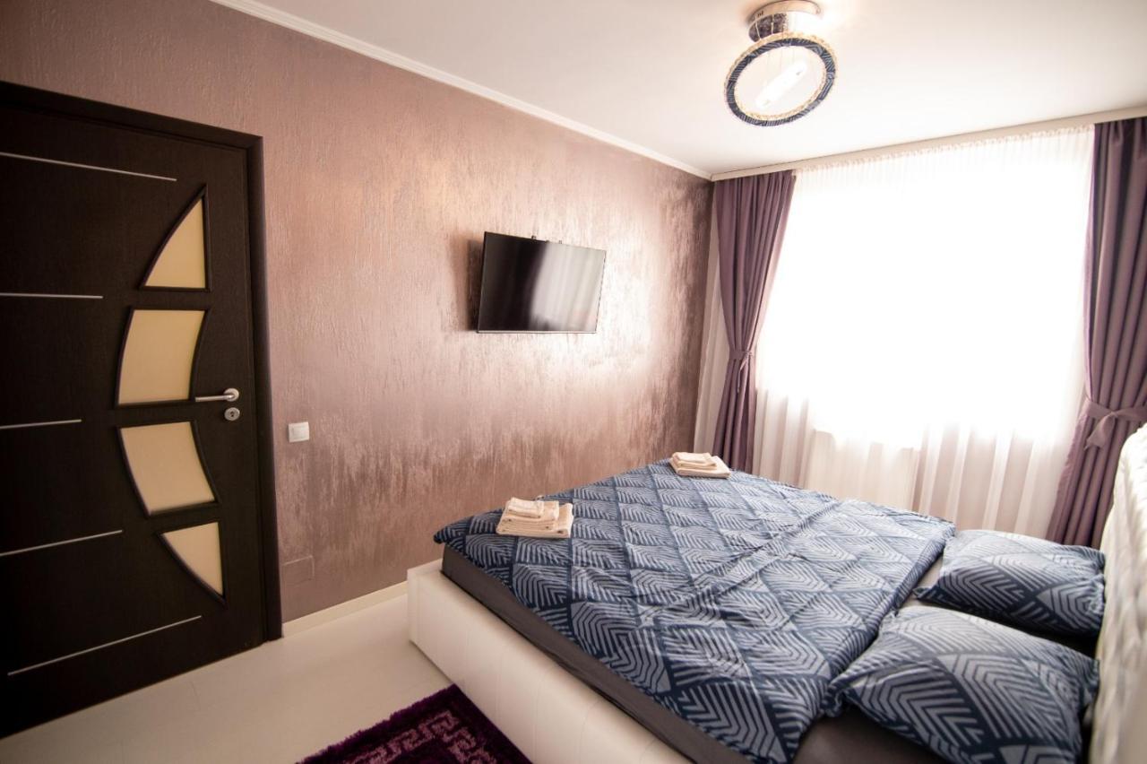 Royal Central Apartament Apartment Oradea Luaran gambar