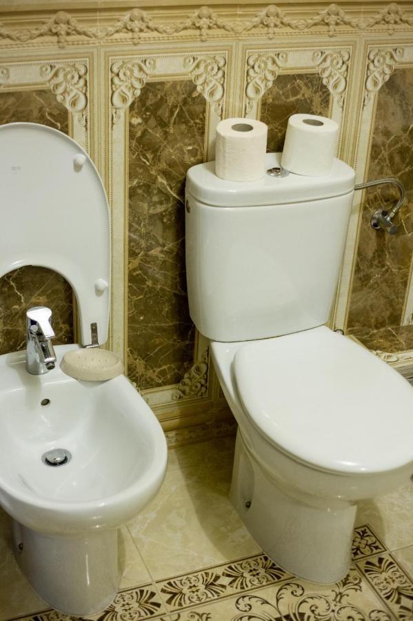 Royal Central Apartament Apartment Oradea Luaran gambar
