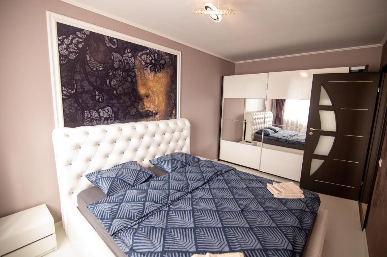 Royal Central Apartament Apartment Oradea Luaran gambar